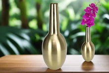 Load image into Gallery viewer, Luxury Metal Vase Australia