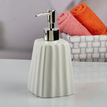 Load image into Gallery viewer, Minimalist Ceramic Lotion Dispenser