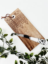 Load image into Gallery viewer, S&P | EMPIRE Cheese Board & Knife Set | set of 2 | 22x10cm EMPIRE board| Bliss Gifts & Homewares | Unit 8, 259 Princes Hwy Ulladulla | South Coast NSW | Online Retail Gift & Homeware Shopping | 0427795959, 44541523