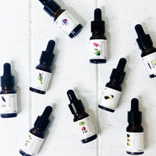Load image into Gallery viewer, Relax and unwind with our range of Eyun Aroma Oils - Whether you need a little extra help relaxing, sleeping, focusing or just a boost of energy, our range of Aroma oils can be added to your diffuser or humidifier to help create a calming environment in your home - Available in 16 scents, for a variety of uses - 10ml bottle with dropper | Unit 8, 259 Princes Hwy Ulladulla | South Coast NSW | Online Retail Gift & Homeware Shopping | 0427795959, 44541523
