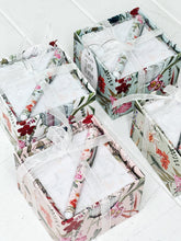 Load image into Gallery viewer, These gorgeous Floral Luxe Note Block with Pen are a perfect gift for your loved ones or for yourself. The perfect size to fit on your office desk or kitchen bench and the block comes in a container to keep it neat and tidy with a matching pen.| Bliss Gifts & Homewares | Unit 8, 259 Princes Hwy Ulladulla | South Coast NSW | Online Retail Gift & Homeware Shopping | 0427795959, 44541523