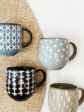 Load image into Gallery viewer, Naoko Mug blue ocean pattern close-up view