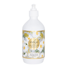 Load image into Gallery viewer, Our beautifully presented Organic Olive Oil Hand & Body Wash in Floral Blossom 500ml is made in Australia with certified organic olive oil. Olive oil is rich in antioxidants & vitamins A, E, K & F.| Bliss Gifts & Homewares | Unit 8, 259 Princes Hwy Ulladulla | South Coast NSW | Online Retail Gift & Homeware Shopping | 0427795959, 44541523