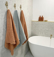 Load image into Gallery viewer, Our Islander Palm Tree Wall Hook has two brass swaying palm trees and a single hook. This little beauty is great to hang your keys, hat or towels. Our Islander Palm Tree Wall Hook comes with screws ready to hang. Add a touch of the tropics to your decor.| Bliss Gifts & Homewares | Unit 8, 259 Princes Hwy Ulladulla | South Coast NSW | Online Retail Gift & Homeware Shopping | 0427795959, 44541523