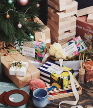 Load image into Gallery viewer, The Wanderlust "The Festive Season" Candle Set has scents based on places so you can visit the world through your nose. This set of two 198g candles has aromas of London and Hawaii, lighting the flame of your burning travel desire.| Bliss Gifts & Homewares | Unit 8, 259 Princes Hwy Ulladulla | South Coast NSW | Online Retail Gift & Homeware Shopping | 0427795959, 44541523