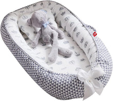 Load image into Gallery viewer, Newborn bassinet for co-sleeping.