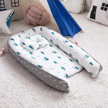 Load image into Gallery viewer, Hypoallergenic Baby Bed Lounger