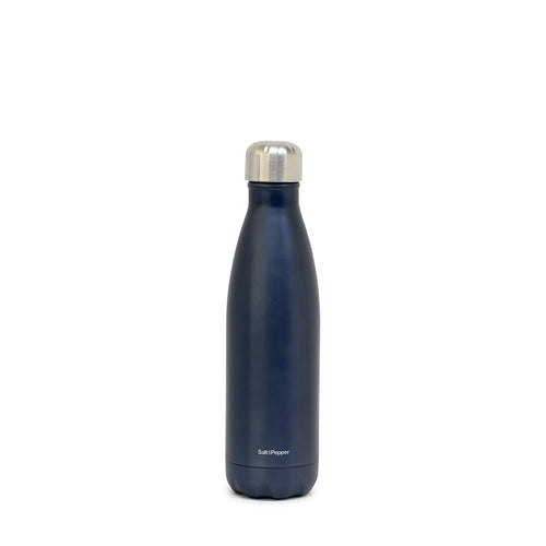 Stay hydrated on-the-go with salt&pepper's 500ml Hydra Water Bottle in Metallic Oceania. Perfect for the office, working out or away on weekend trips, this double-walled vacuumed-insulated stainless-steel bottle will keep your beverages hot or cold for longer.| Bliss Gifts & Homewares | Unit 8, 259 Princes Hwy Ulladulla | South Coast NSW | Online Retail Gift & Homeware Shopping | 0427795959, 44541523