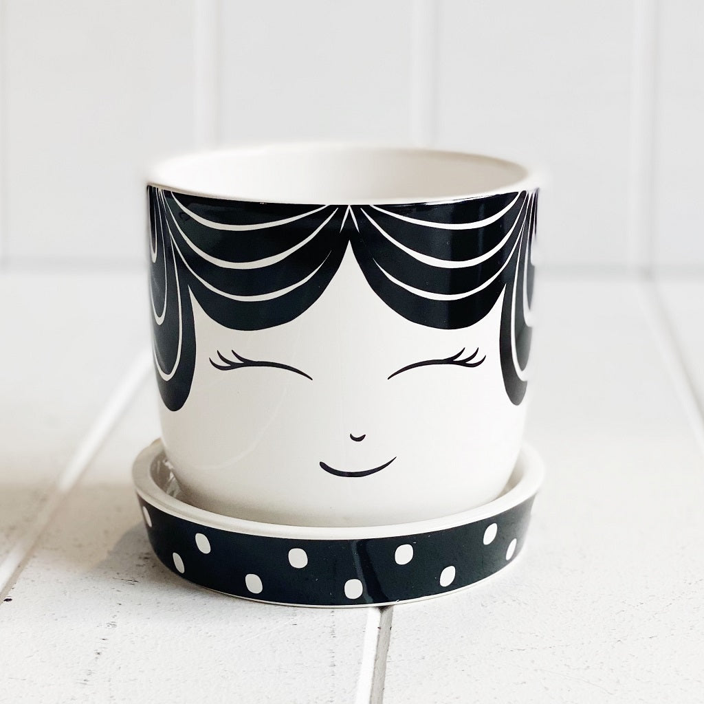 Our quirky black and white Hipster Face pots are full of personality and style. Perfect for having fun while displaying your favourite plants, they look great on a window sill or on a shelf. Four fun styles to choose from. Shop online. AfterPay available. Australia wide Shipping | Bliss Gifts & Homewares - Unit 8, 259 Princes Hwy Ulladulla - 0427795959, 44541523 