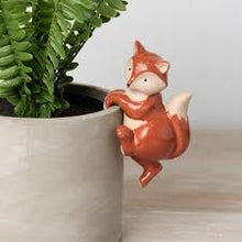 Load image into Gallery viewer, Fox Hanging Planter Sitter