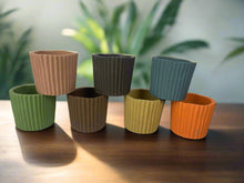 Load image into Gallery viewer, Cement pots