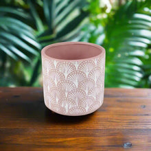 Load image into Gallery viewer, Ceramic Pot with Fan Pattern