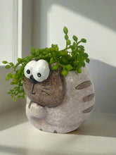 Load image into Gallery viewer, Ceramic Sheep &amp; Cat Planter -12x11cm