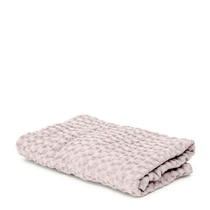 Bring style and colour to your cooking with the Arlo Waffle Tea Towel. Featuring waffle textured detailing this 45x70cm soft pink coloured cotton tea towel is perfect for drying dishes and wiping up spills.| Bliss Gifts & Homewares | Unit 8, 259 Princes Hwy Ulladulla | South Coast NSW | Online Retail Gift & Homeware Shopping | 0427795959, 44541523