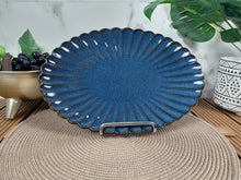 Load image into Gallery viewer, Blu Oval Platter 32 cm